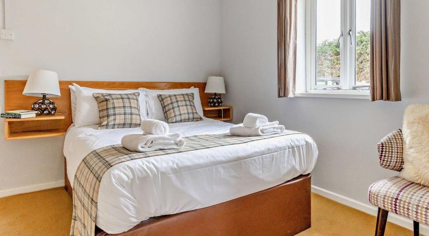 Photo of 5 Bed in Aberystwyth