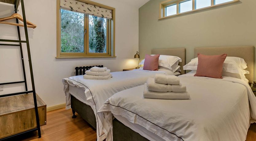 Photo of 2 Bed in Truro