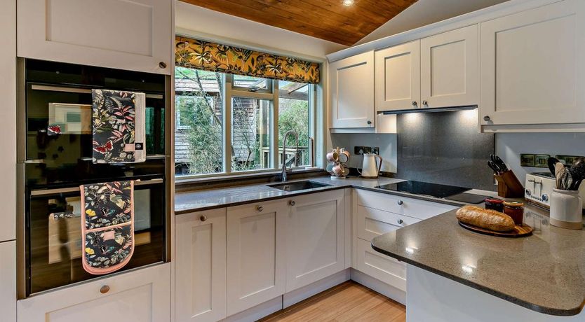 Photo of 2 Bed in Porthtowan