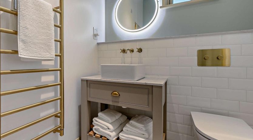 Photo of 2 Bed in Porthtowan