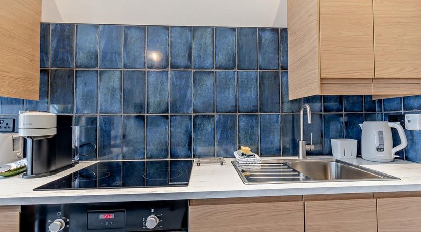 Photo of 1 Bed in Tenby