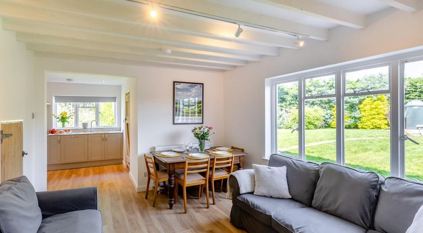 Photo of 3 Bed in Colemere