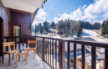 Arcades Holiday Home