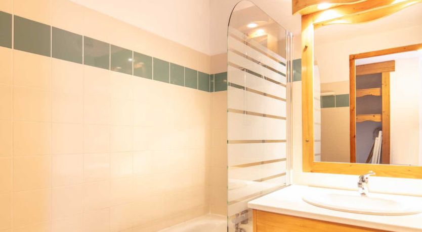 Photo of V du Bachat SILENE D