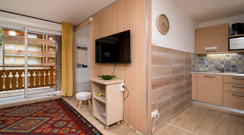 Photo of C. DU VERDON