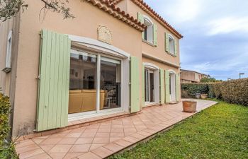 Villa la pivoine Holiday Home