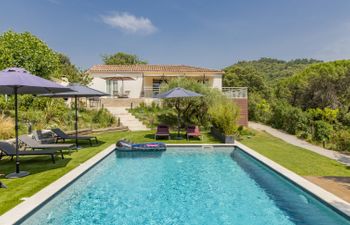 Castellas Holiday Home