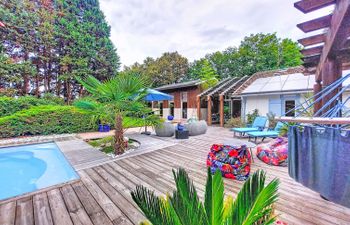 Le Préau Holiday Home
