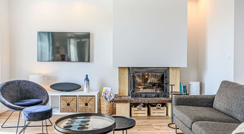 Photo of La Tour Bourgerel avec piscine