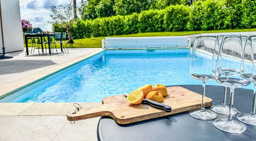 Photo of La Tour Bourgerel avec piscine