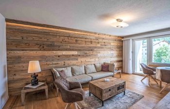 Chesa Fleury Holiday Home