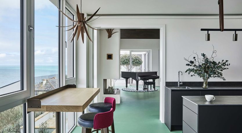 Photo of 5-Star Beach House