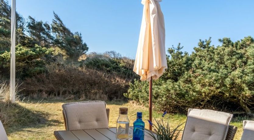 Photo of "Gundborg" - 200m from the sea