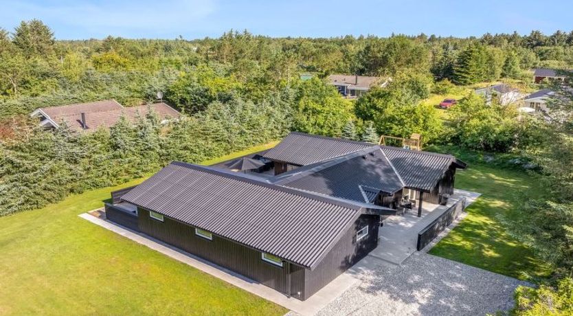 Photo of "Ema" - 1.9km from the sea