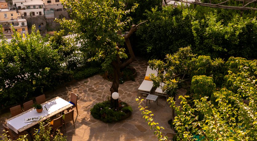 Photo of Sunshine & Lemons