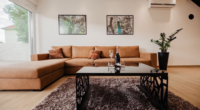 Photo of Costal Glaze