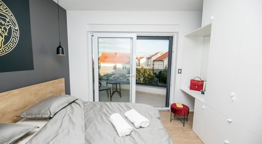 Photo of Costal Glaze