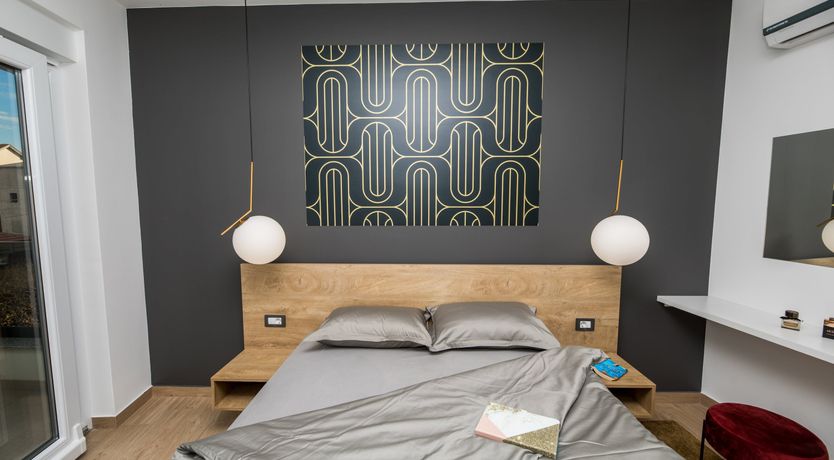 Photo of Costal Glaze