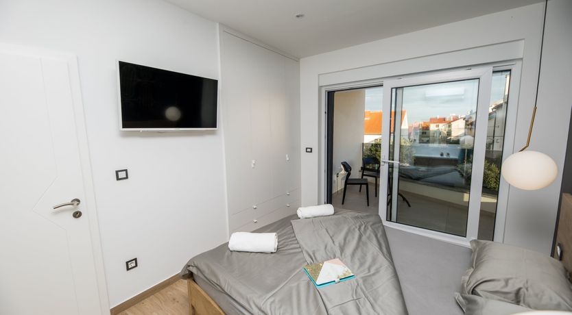 Photo of Costal Glaze