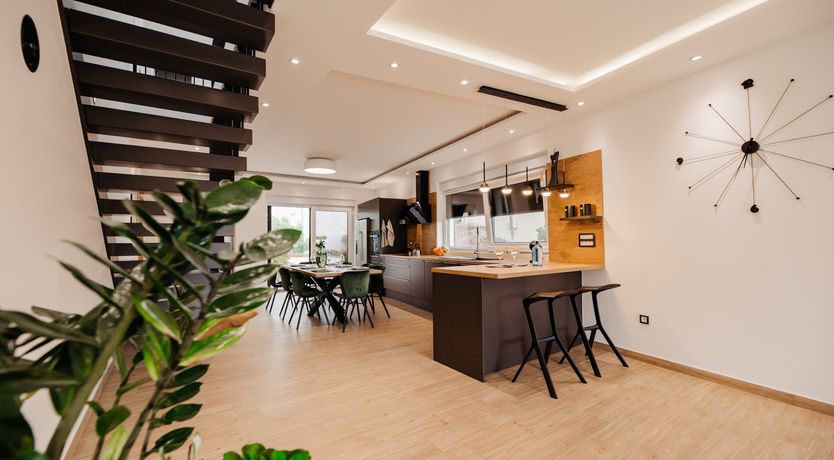 Photo of Costal Glaze