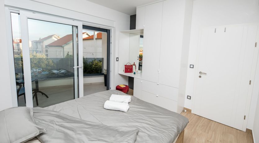 Photo of Costal Glaze