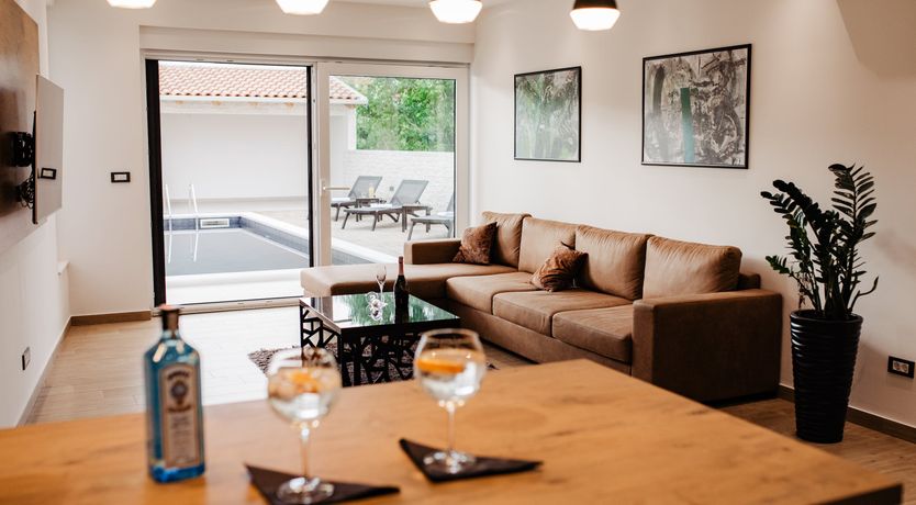 Photo of Costal Glaze