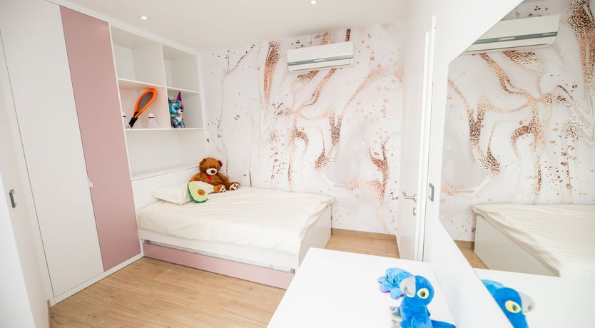 Photo of Costal Glaze