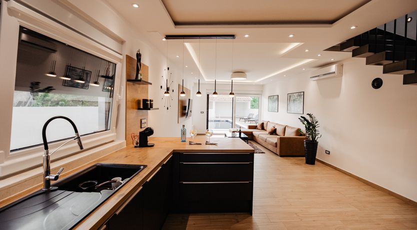 Photo of Costal Glaze