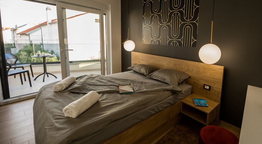 Photo of Costal Glaze