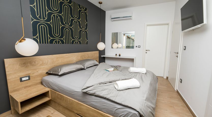 Photo of Costal Glaze