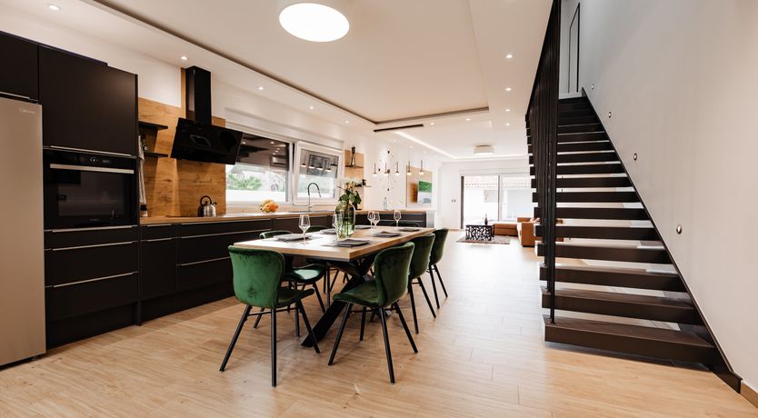 Photo of Costal Glaze