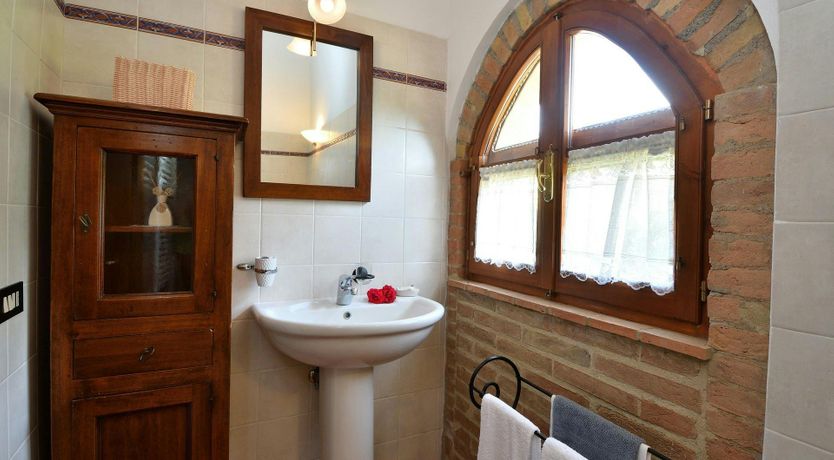 Photo of Tuscany's Tenor