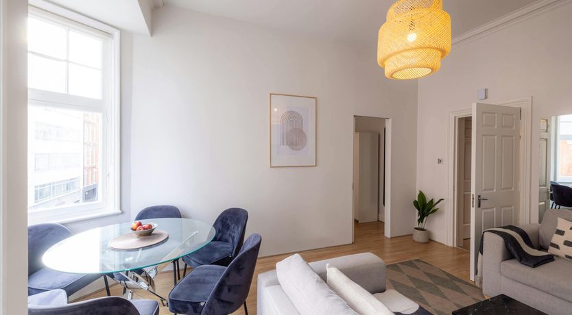 Photo of The Mayfair Suite