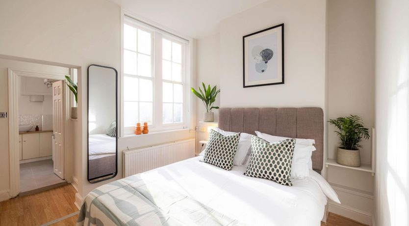 Photo of The Mayfair Suite