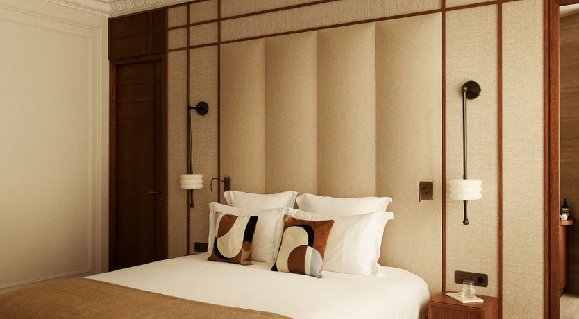 Photo of Parisian Gaze