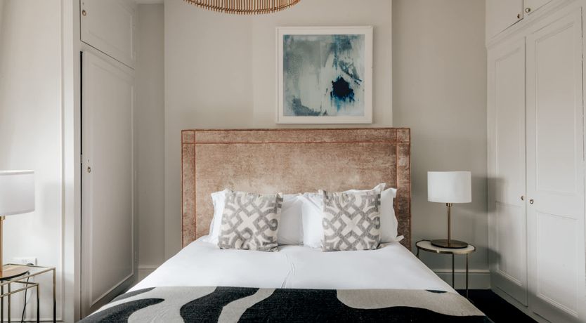 Photo of London Tales