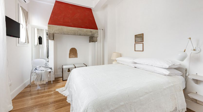 Photo of Florentine Treasure