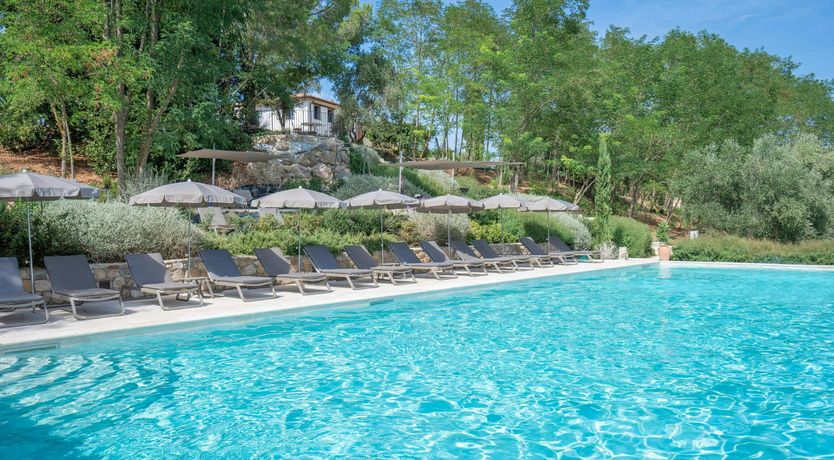 Photo of Oak & Almond