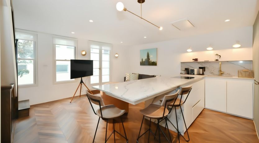 Photo of Notting Hill Breeze