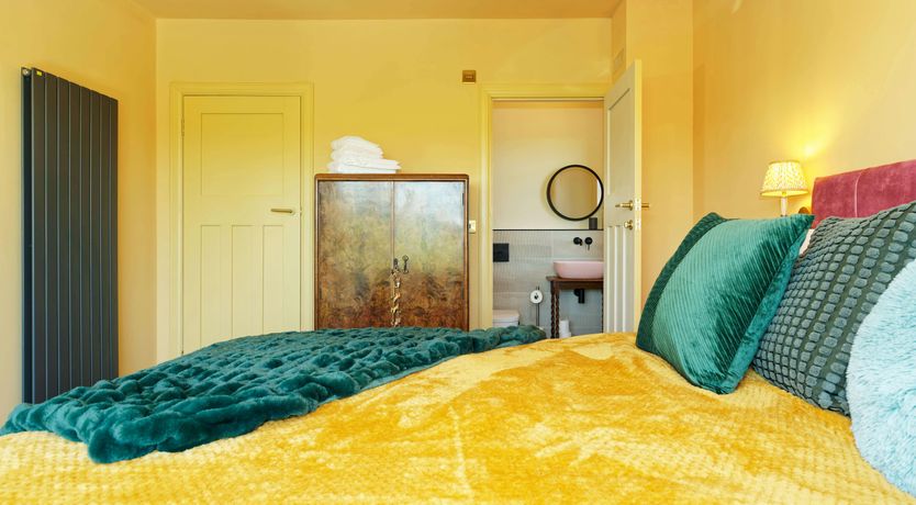 Photo of Colourful Kent