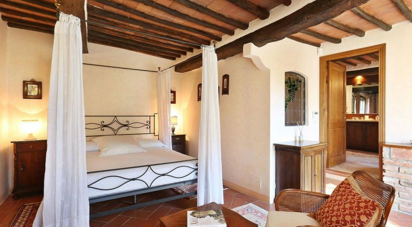 Photo of Tuscan Gaze