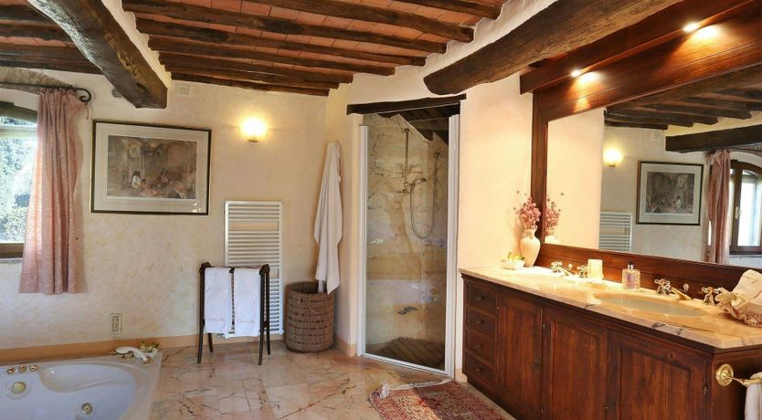 Photo of Tuscan Gaze