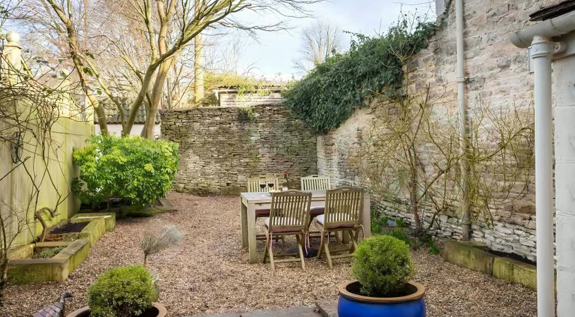 Photo of The Castellated Cottage