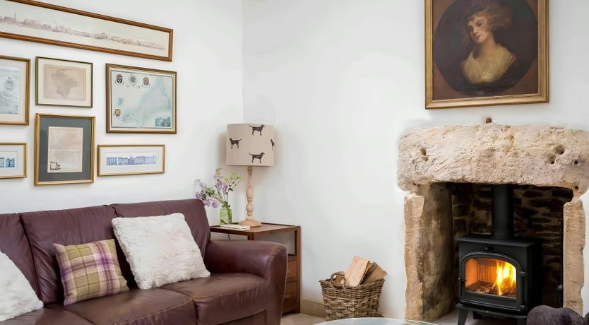 Photo of The Castellated Cottage