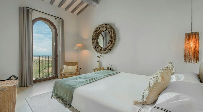 Photo of Stone & Linen