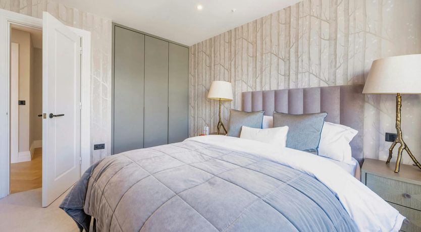 Photo of The Regent's Jewel