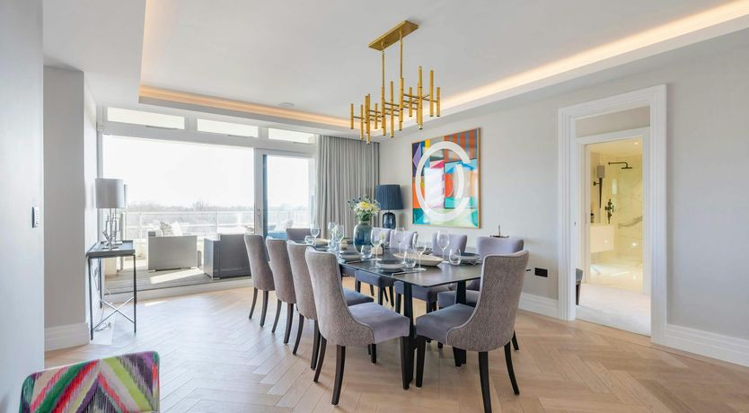 Photo of The Regent's Jewel