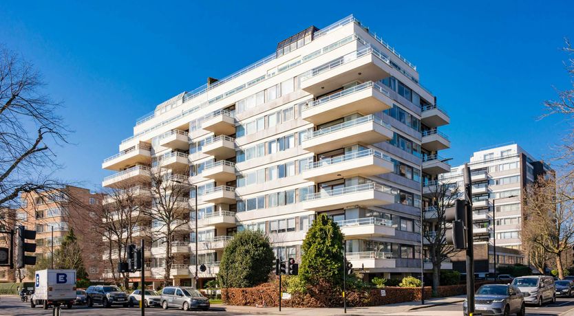 Photo of The Regent's Jewel