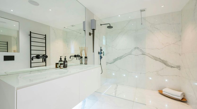 Photo of The Regent's Jewel