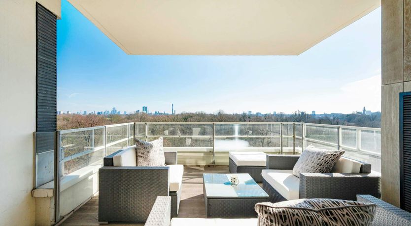 Photo of The Regent's Jewel